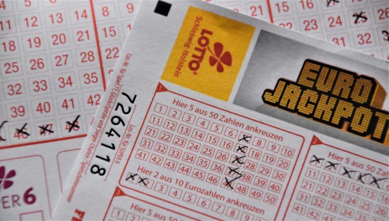 The Jackpot Of Language Learning: How Gambling Elements Create A Winning Formula 10 Jackpot Of Language Learning